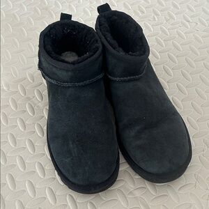 UGG Black Fleece-Lined Boots